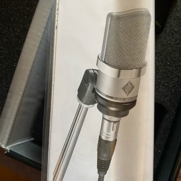 Neumann TLM 102 microphone - Picture 3 of 6
